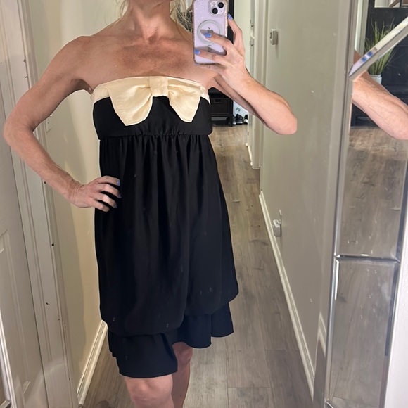 Zara Black Strapless bubble dress with silky ivory champagne bow in front - Picture 4 of 11